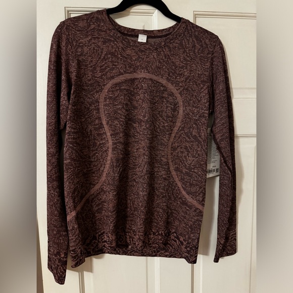 lululemon athletica Tops - NWT!! Lululemon Swiftly Relaxed Long Sleave